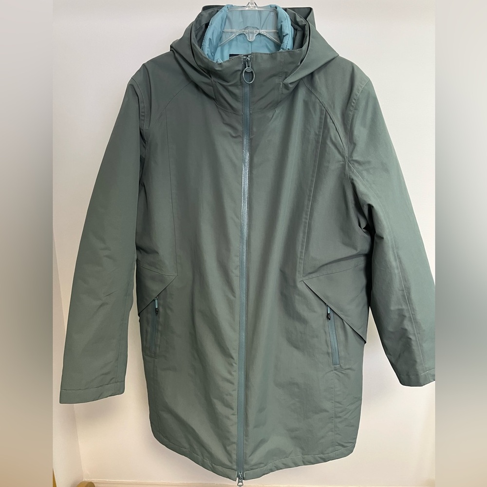 Lands End 3 in 1 jacket.Waterproof outer layer w/ removable puffer. NWT. Pet. XL